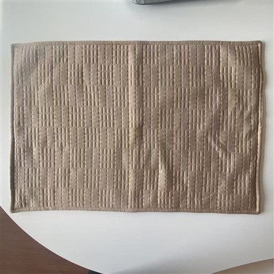 Champagne Gold Quilted Mat